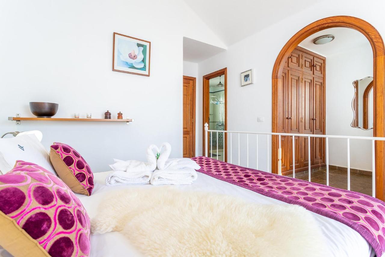 Casa Lili - Shared Pool - Close To Seafront Promenade - Sea Views From Upper Terrace Punta Mujeres Dış mekan fotoğraf